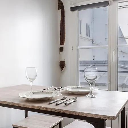 Апартаменты Cosy 3p Quartier Republique *